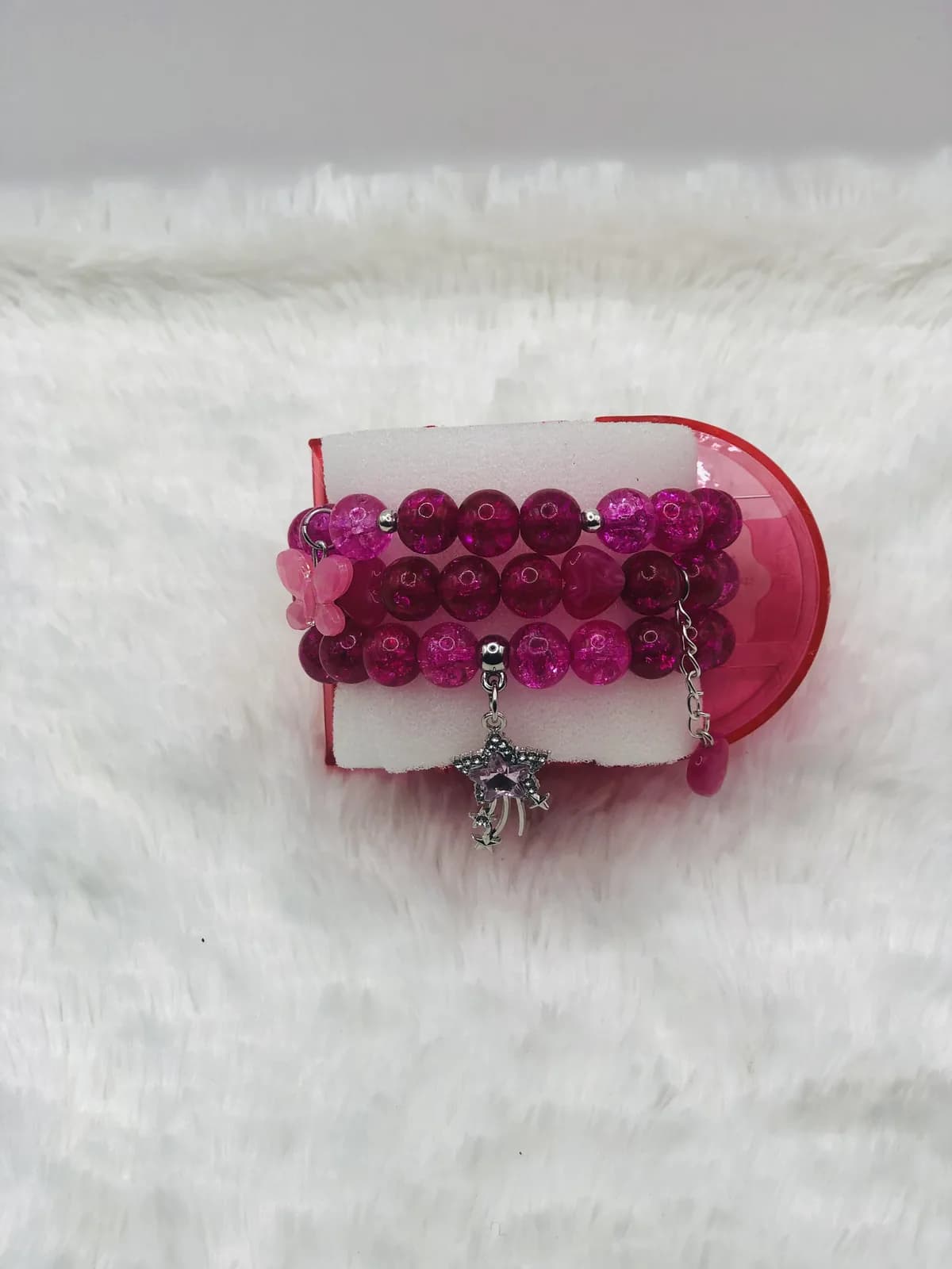 ÌDÙNNÚ: Magenta wristband, hand-strung in Wine