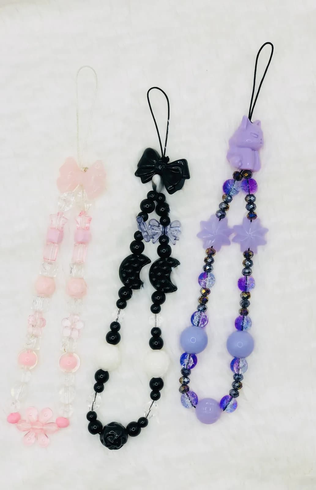 ÀJỌKẸ́: Phone strap, set of three, hand-strung in Blush